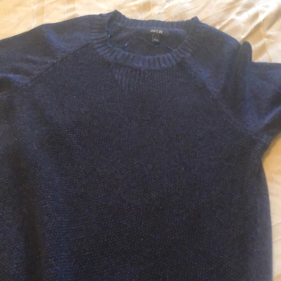 Sparkly blue sweater - Picture 2 of 3
